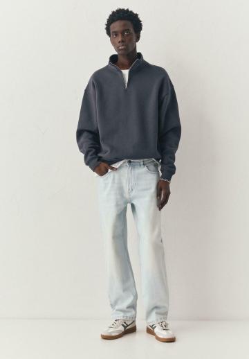 Прямые джинсы