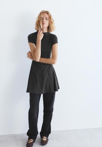 Короткое платье