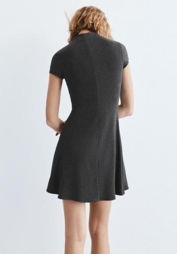 Короткое платье