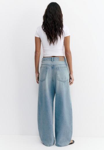 Свободные джинсы