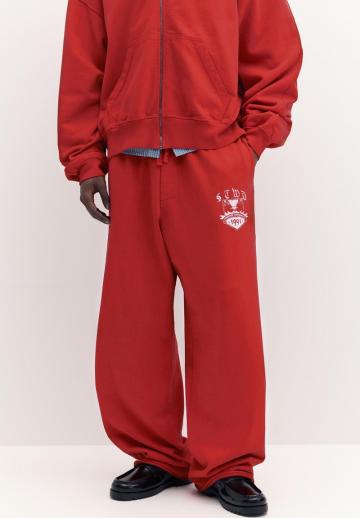 Спортивные штаны