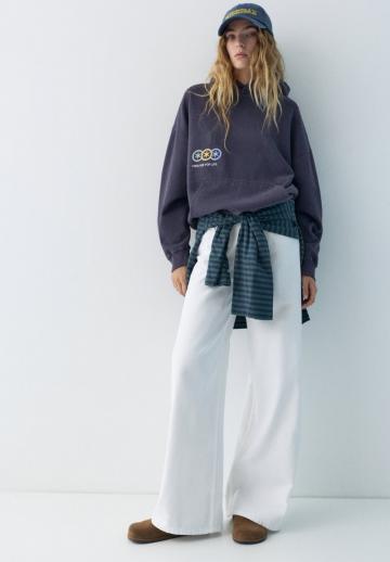 Пуловер с капюшоном