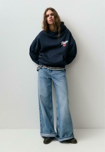 Пуловер с капюшоном