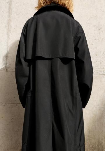 Пальто из искусственной кожи