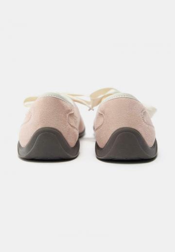 Спортивные балетки