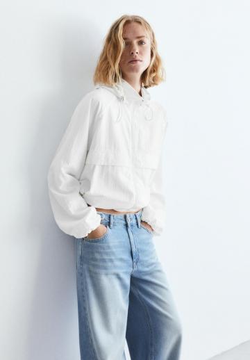 Короткая куртка