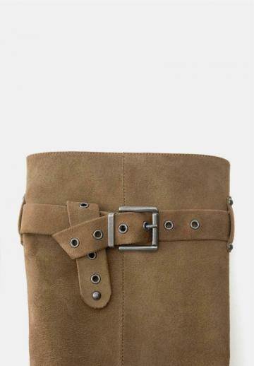 Сапоги на платформе