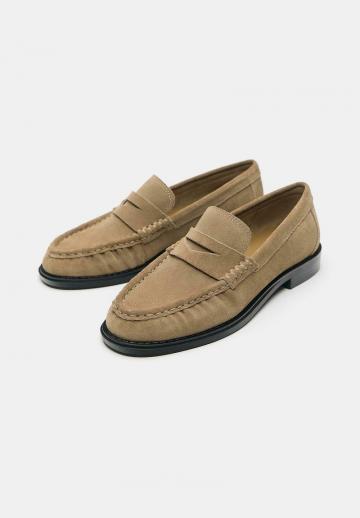 Полуботинки