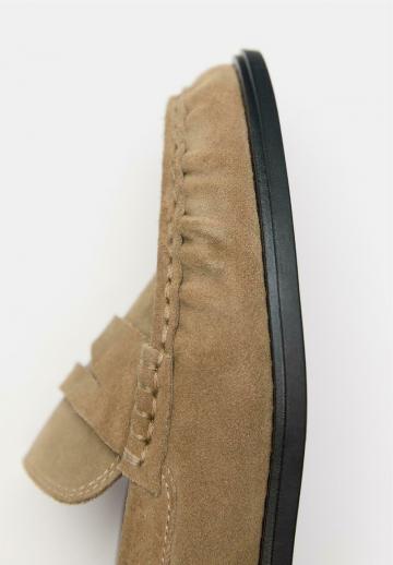 Полуботинки