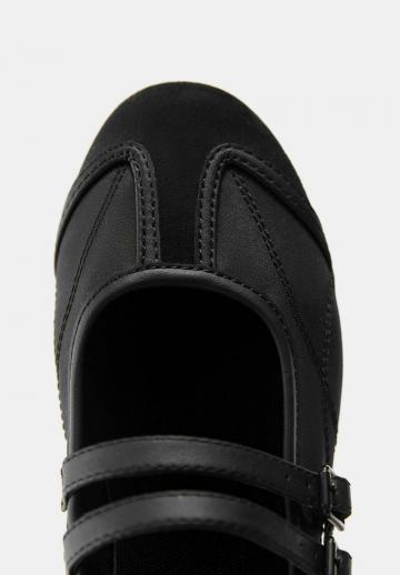 Спортивные балетки