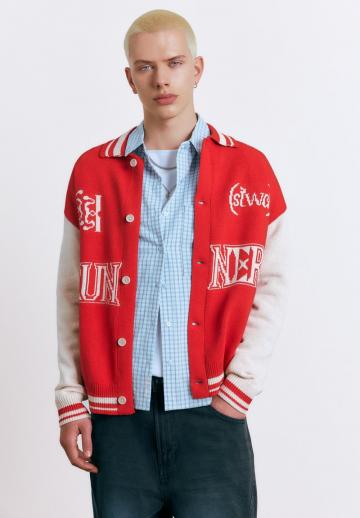 Вязаная кофта