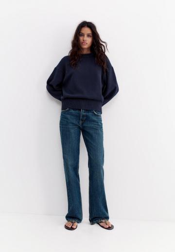 Пуловер в полоску