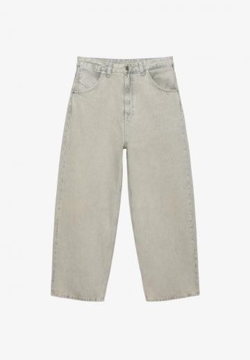 Свободные джинсы