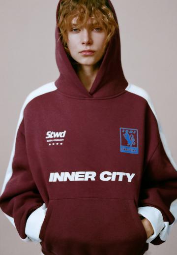 Пуловер с капюшоном