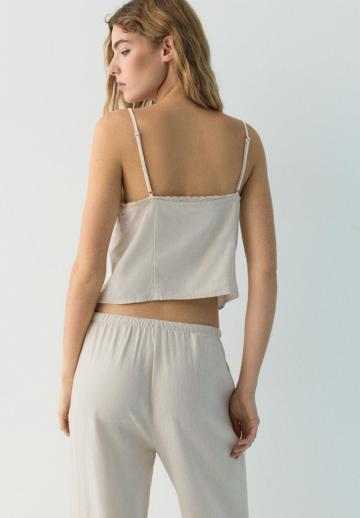 Топ на бретельках