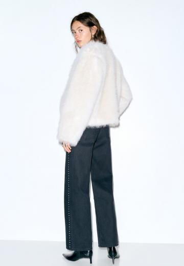 Пуховой жилет