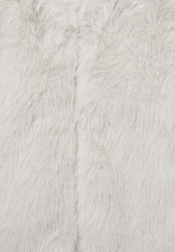 Пуховой жилет