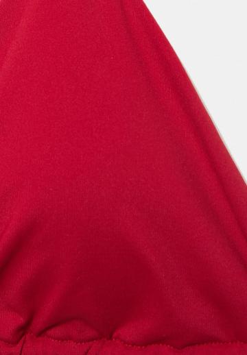 Треугольное бикини