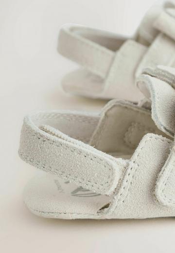 Детская обувь