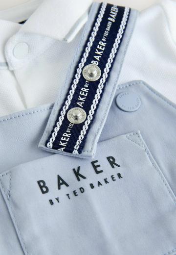 Набор одежды