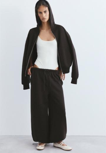 Спортивные штаны