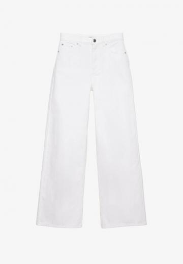 Клешеные джинсы