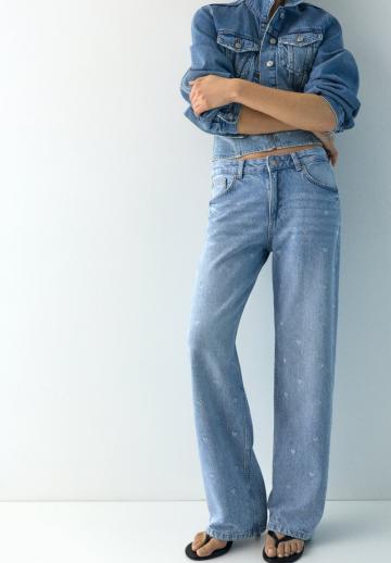 Прямые джинсы