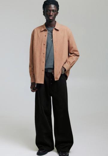 Прямые джинсы