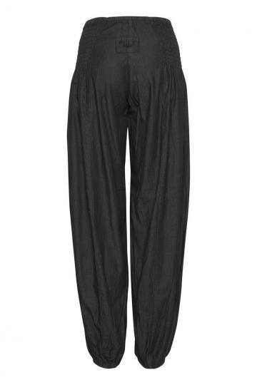 Свободные джинсы