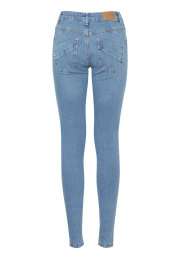 Узкие джинсы