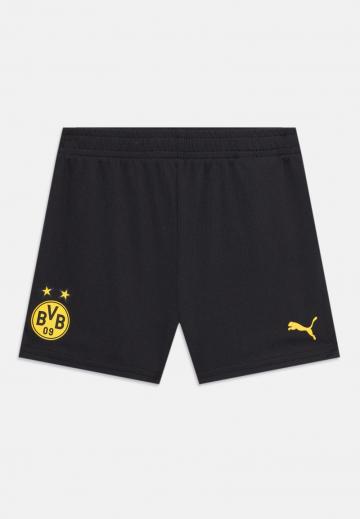 Спортивные шорты