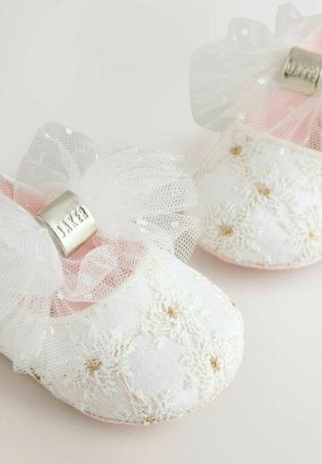 Детская обувь