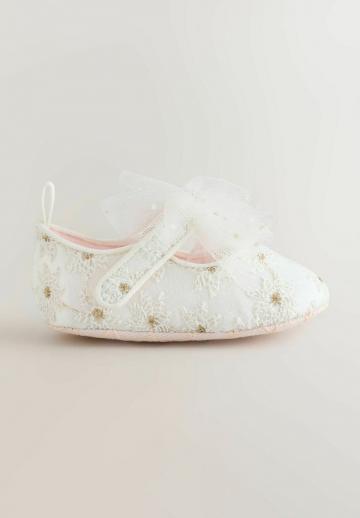 Детская обувь