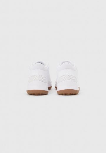 Баскетбольные кроссовки