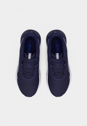 Тренировочные кроссовки