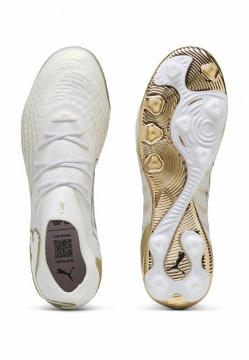 Футбольные бутсы