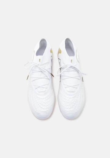 Футбольные бутсы