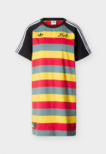 Спортивное платье