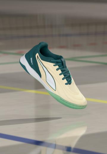 Футбольные бутсы