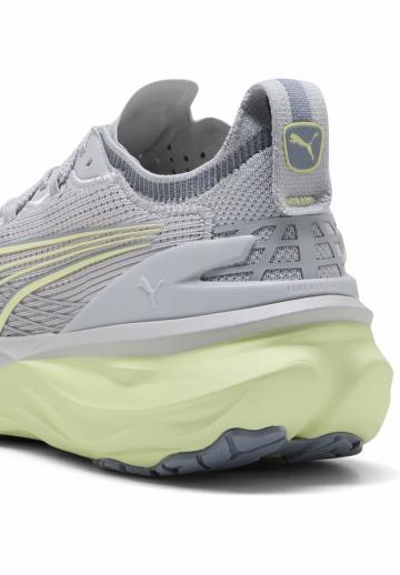 Беговые кроссовки