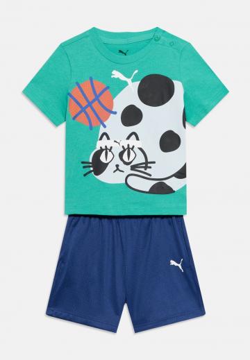 Спортивные шорты