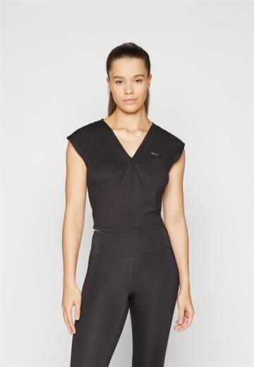 Спортивная майка