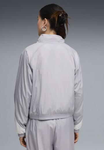 Спортивная куртка