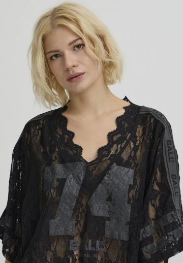 Кружевная блузка