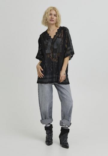 Кружевная блузка