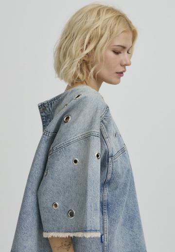 Джинсовая жилетка