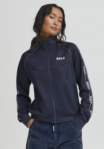 Спортивная куртка