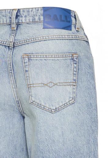 Свободные джинсы