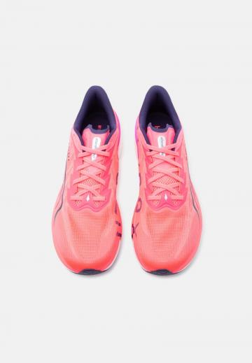 Тренировочные кроссовки