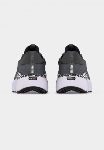 Беговые кроссовки